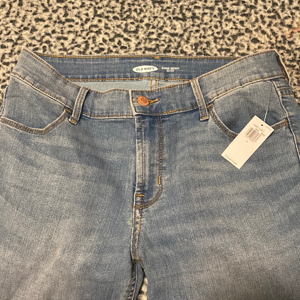 Old Navy Super Skinny Mid Rise Medium Wash Jeans